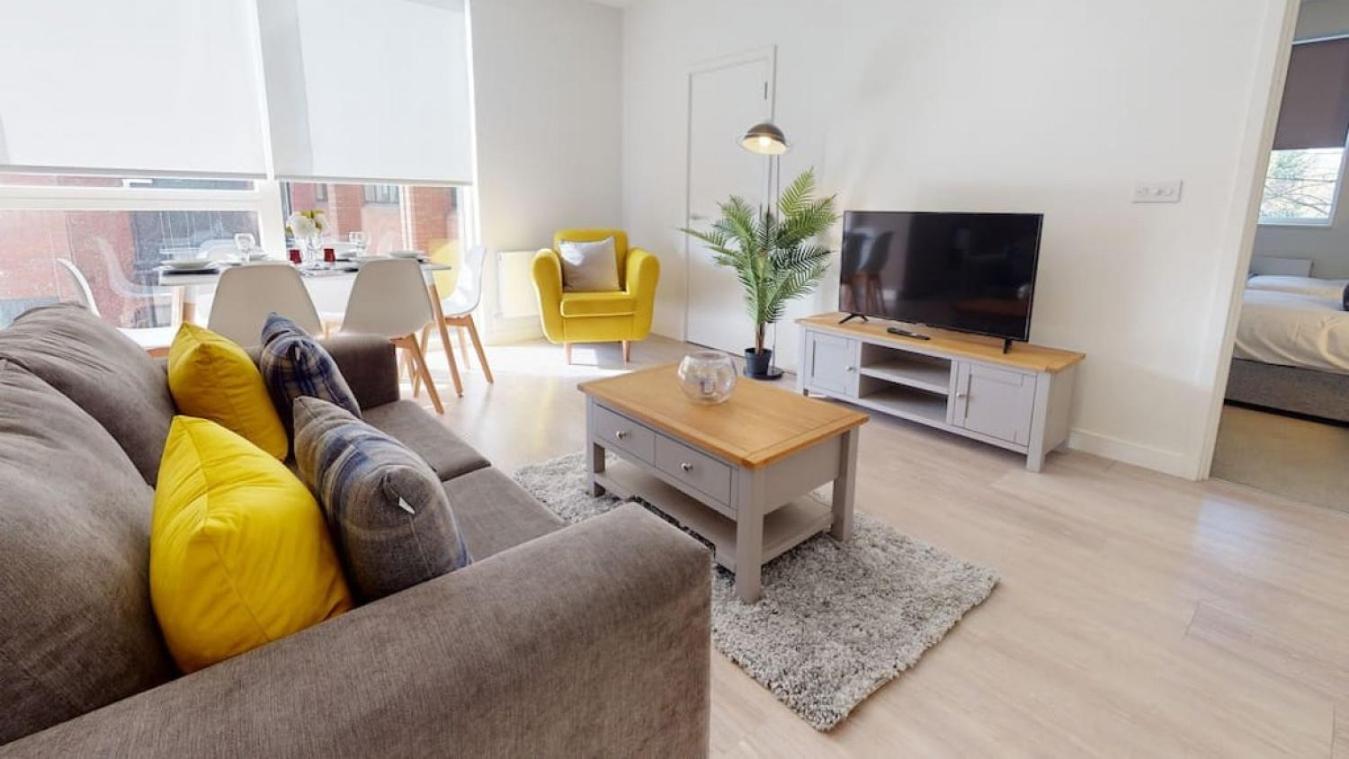 Luxury Apartment - Town Centre North Stevenage Buitenkant foto